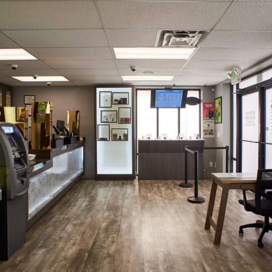 https://eufloracolorado.com/wp-content/uploads/2018/04/longmont-co-dispensary-5-540x540.jpg