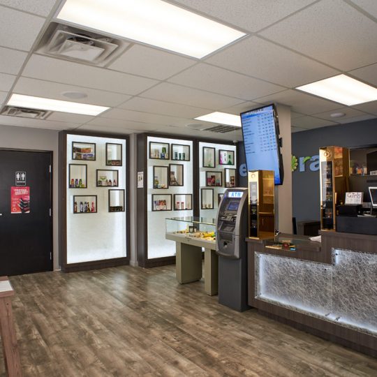 https://eufloracolorado.com/wp-content/uploads/2018/04/longmont-co-dispensary-6-540x540.jpg